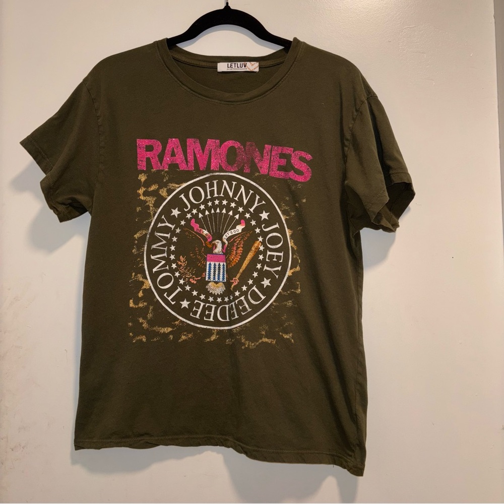 Anthropologie Letluv Ramones Graphic Tee Shirt Size Medium